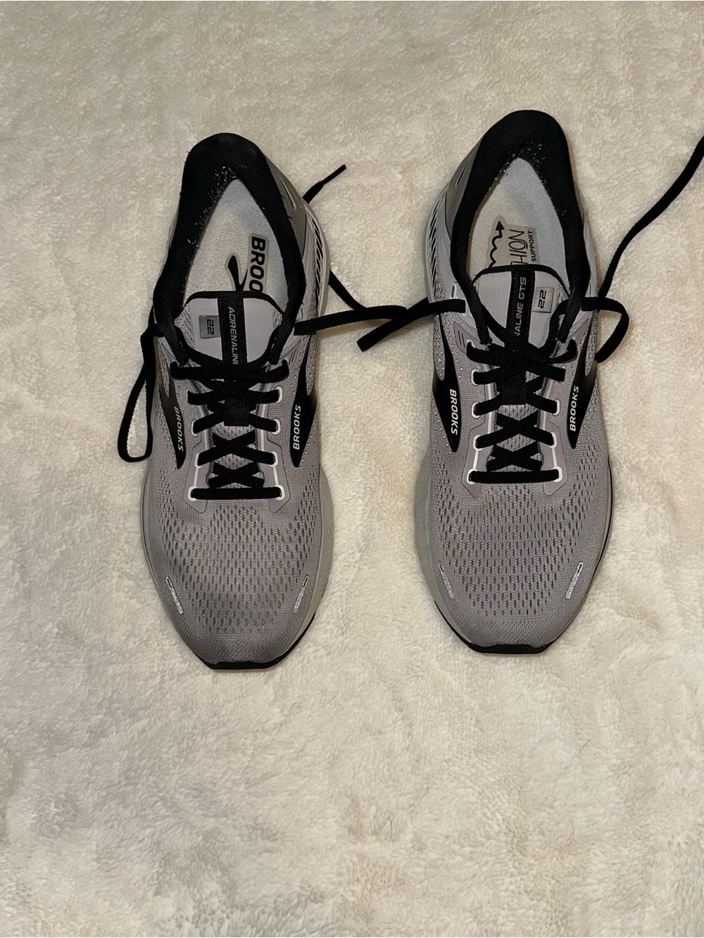 Brooks Men's Adrenaline GTS โ22 Running Sneakers